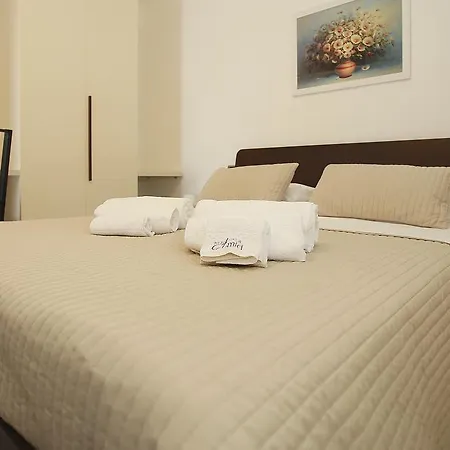 B&B A Casa Di Amici 지아르디니낙소스