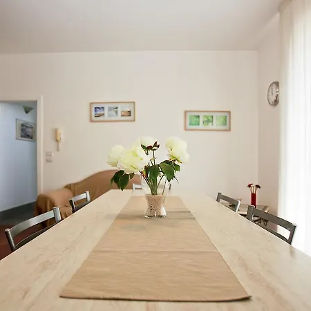 فندق مبيت وإفطار A Casa Di Amici