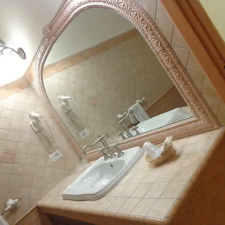 فندق مبيت وإفطار A Casa Di Amici جيارديني ناكسوس