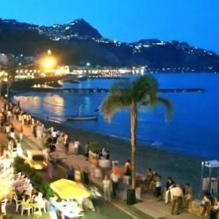 A Casa Di Amici فندق مبيت وإفطار