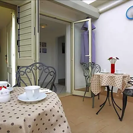 A Casa Di Amici Bed & Breakfast Giardini Naxos