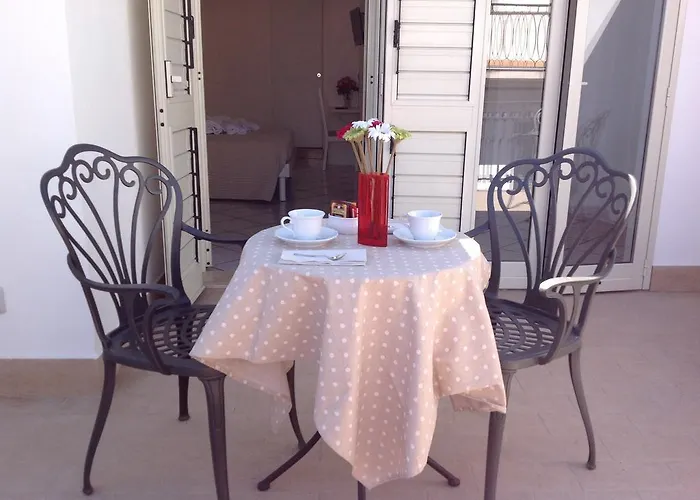 A Casa Di Amici Bed & Breakfast Giardini Naxos