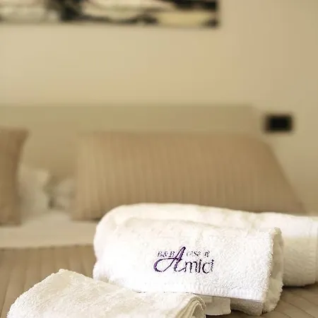 A Casa Di Amici Bed & Breakfast
