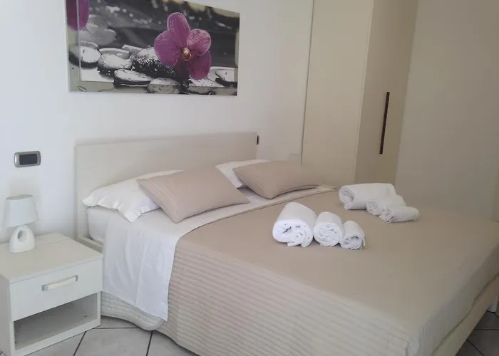 Panzió A Casa Di Amici Giardini Naxos